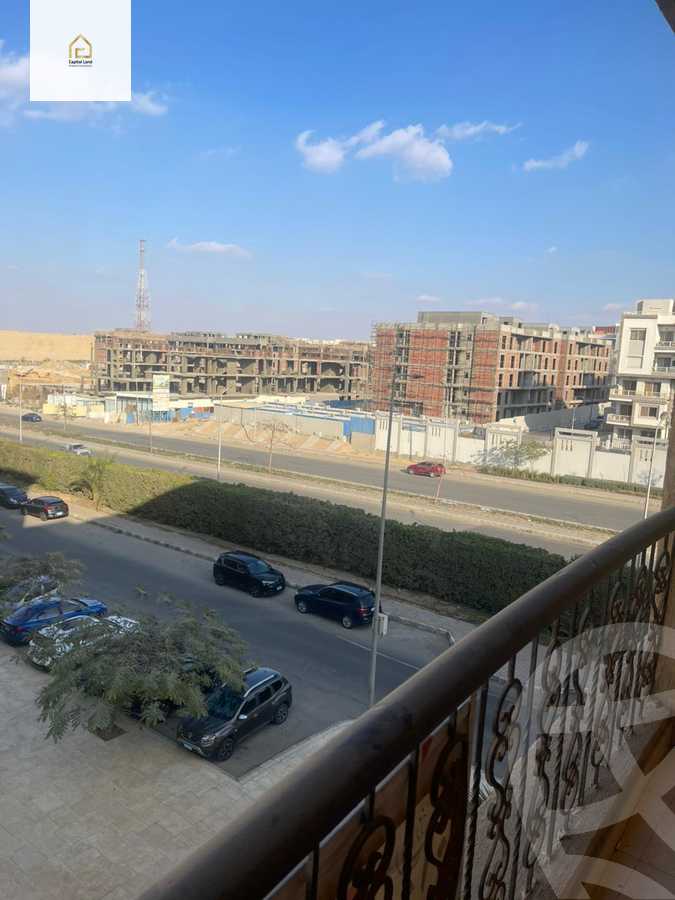 https://aqarmap.com.eg/en/listing/5882743-for-sale-cairo-new-cairo-lrhb-city-mtdd-lrhb-phase-8