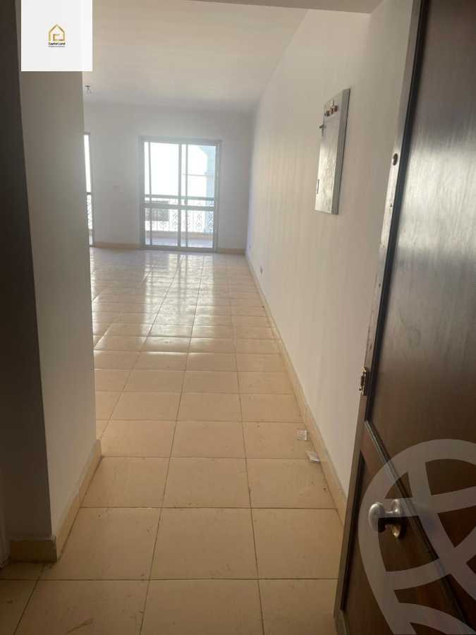 https://aqarmap.com.eg/en/listing/5882743-for-sale-cairo-new-cairo-lrhb-city-mtdd-lrhb-phase-8