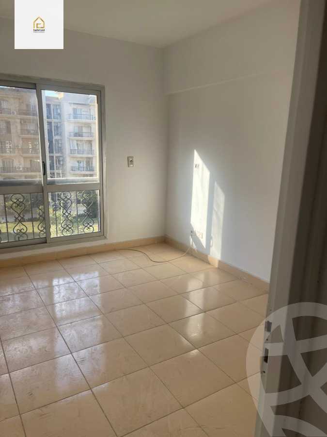 https://aqarmap.com.eg/en/listing/5882743-for-sale-cairo-new-cairo-lrhb-city-mtdd-lrhb-phase-8