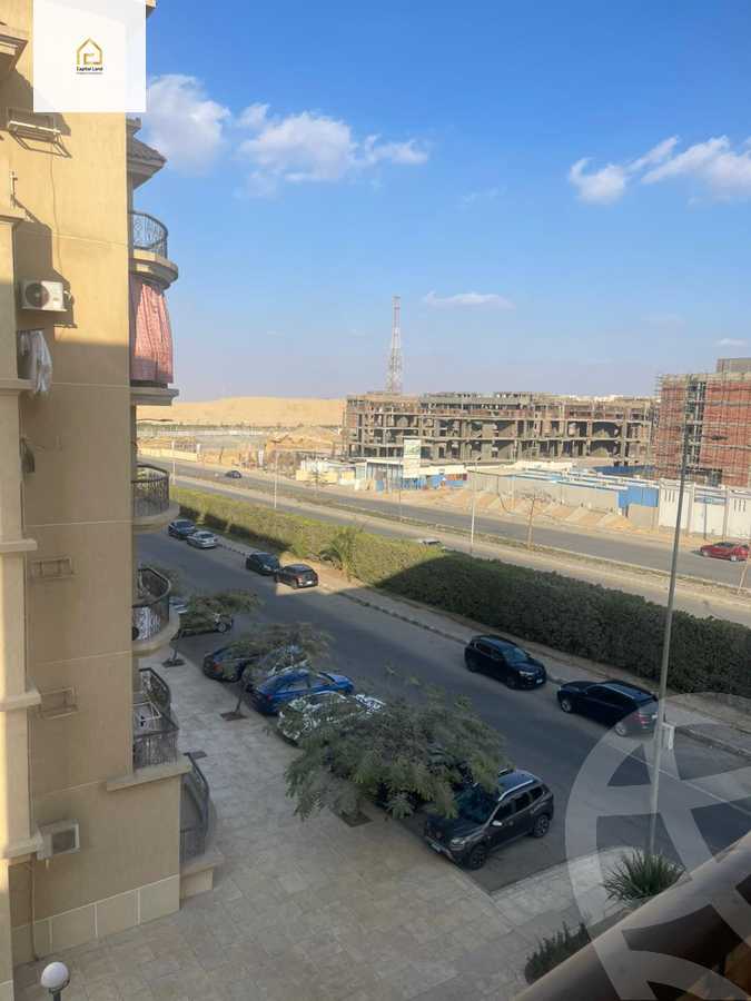 https://aqarmap.com.eg/en/listing/5882743-for-sale-cairo-new-cairo-lrhb-city-mtdd-lrhb-phase-8