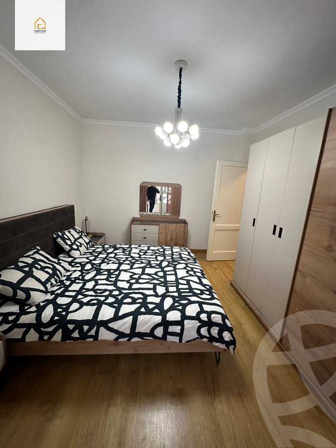 https://aqarmap.com.eg/ar/listing/5883486-for-sale-cairo-new-cairo-lrhb-city-phase-5-ibn-al-nafees-st