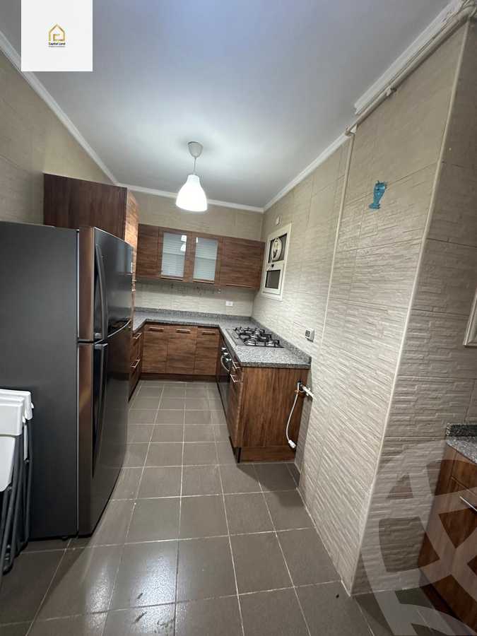 https://aqarmap.com.eg/ar/listing/5883486-for-sale-cairo-new-cairo-lrhb-city-phase-5-ibn-al-nafees-st