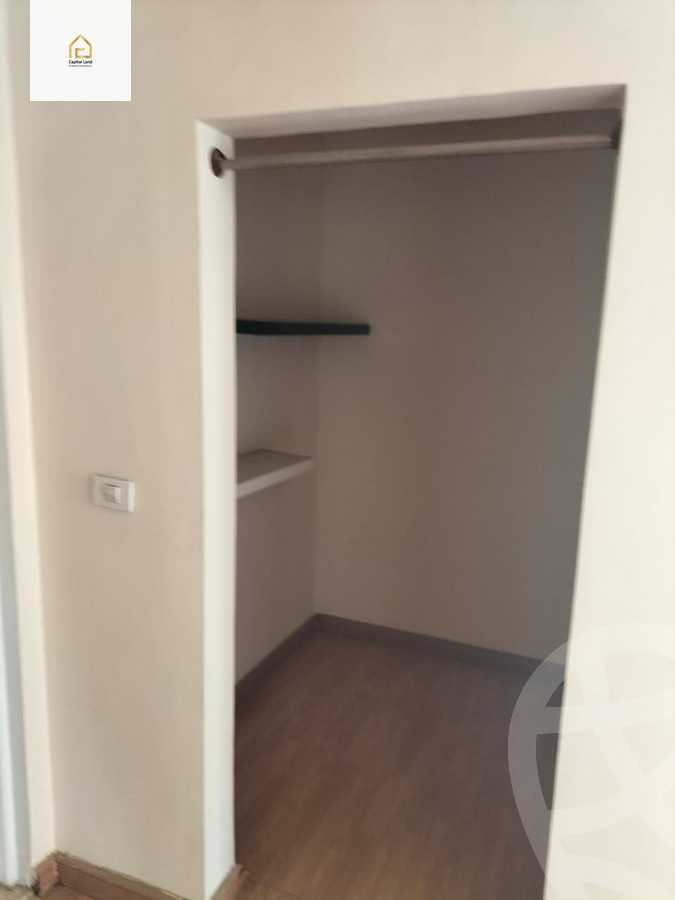 https://aqarmap.com.eg/ar/listing/5883590-for-sale-cairo-new-cairo-lrhb-city-phase-2-shr-tl-t-mstfy