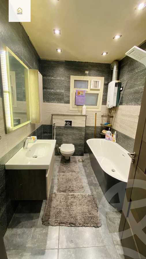 https://aqarmap.com.eg/en/listing/5886089-for-sale-cairo-new-cairo-lrhb-city-phase-5-talaat-mostafa-st