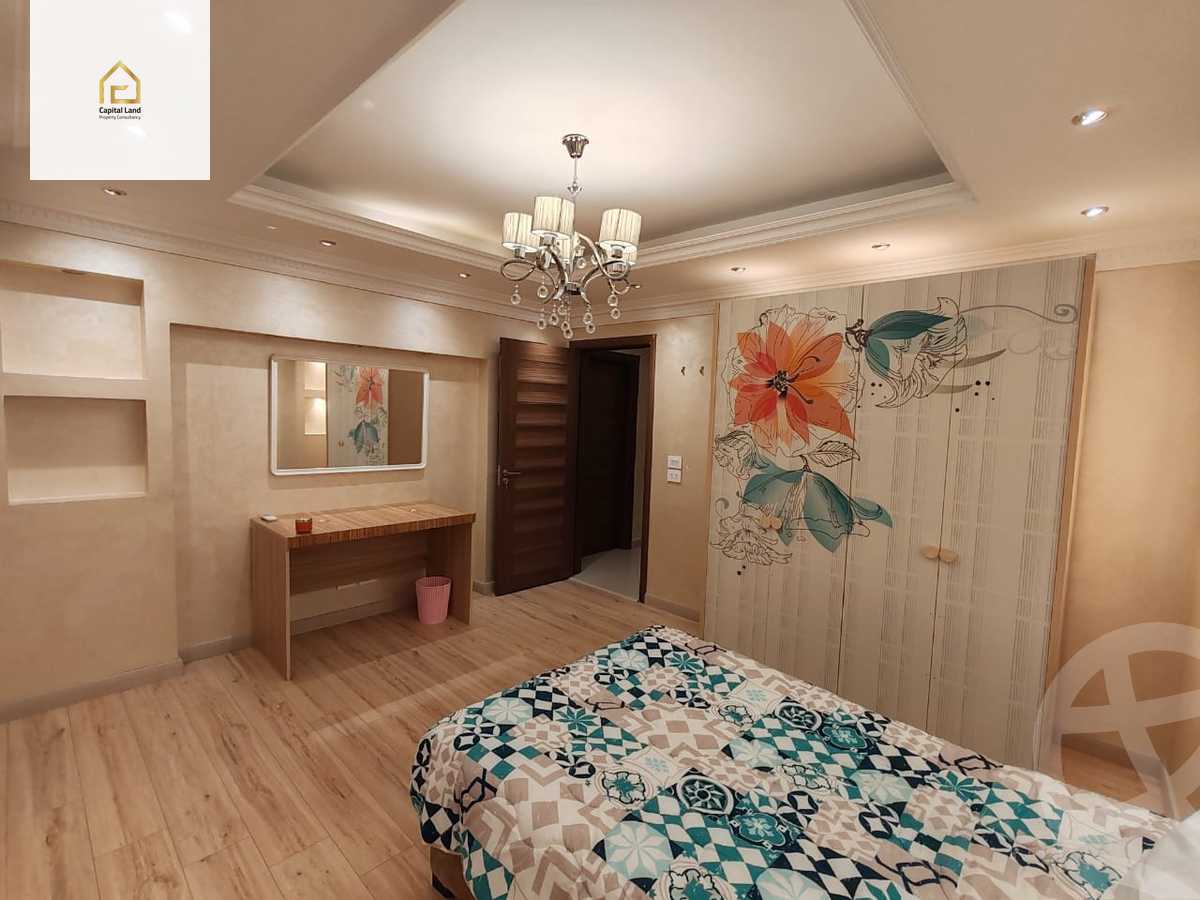 https://aqarmap.com.eg/en/listing/5886982-for-rent-cairo-new-cairo-lrhb-city-phase-4-mohammed-farid-st