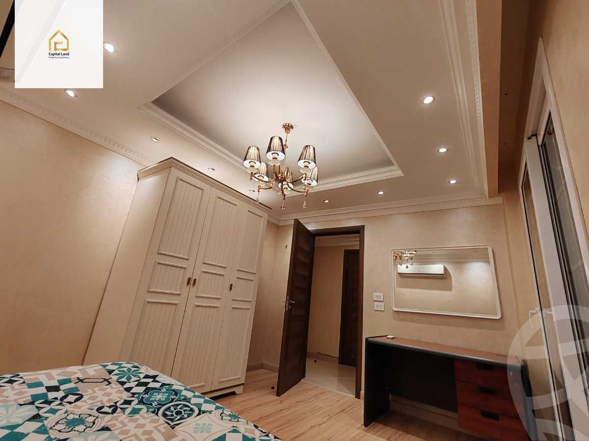 https://aqarmap.com.eg/en/listing/5886982-for-rent-cairo-new-cairo-lrhb-city-phase-4-mohammed-farid-st