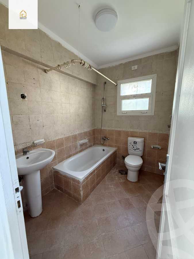 https://aqarmap.com.eg/en/listing/5894663-for-rent-cairo-new-cairo-lrhb-city-mtdd-lrhb-phase-8