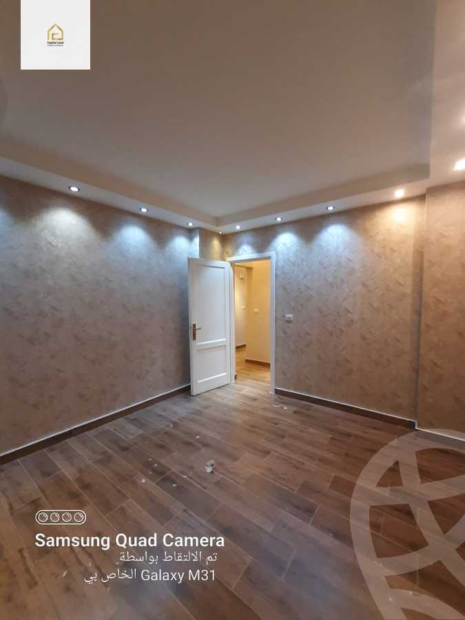 https://aqarmap.com.eg/en/listing/5900023-for-sale-cairo-new-cairo-lrhb-city-phase-5