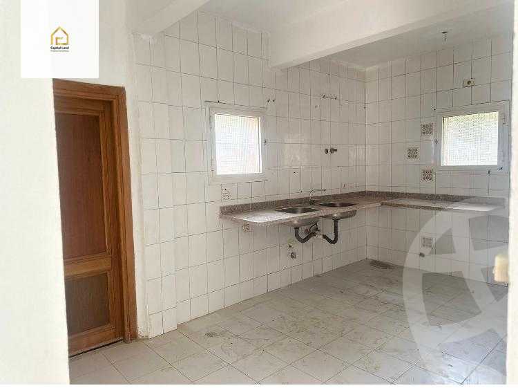 https://aqarmap.com.eg/en/listing/5908381-for-rent-cairo-new-cairo-lrhb-city-phase-1-youssef-el-sebaey-st