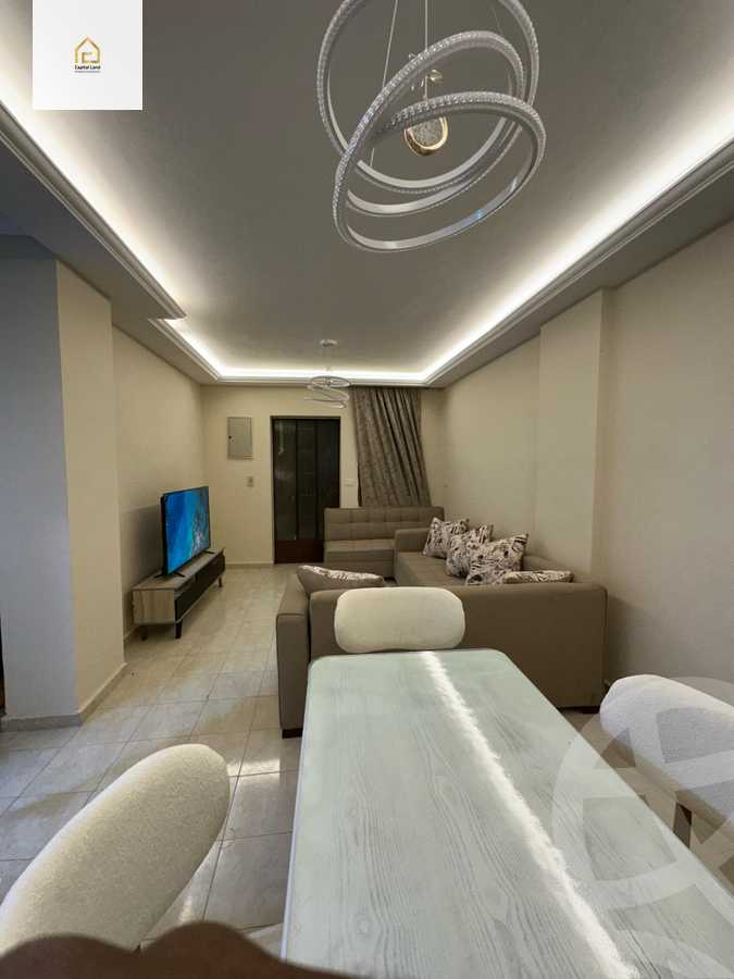 https://aqarmap.com.eg/ar/listing/5931916-for-rent-cairo-new-cairo-lrhb-city-phase-5-ibn-al-nafees-st