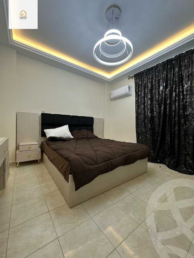 https://aqarmap.com.eg/ar/listing/5931916-for-rent-cairo-new-cairo-lrhb-city-phase-5-ibn-al-nafees-st