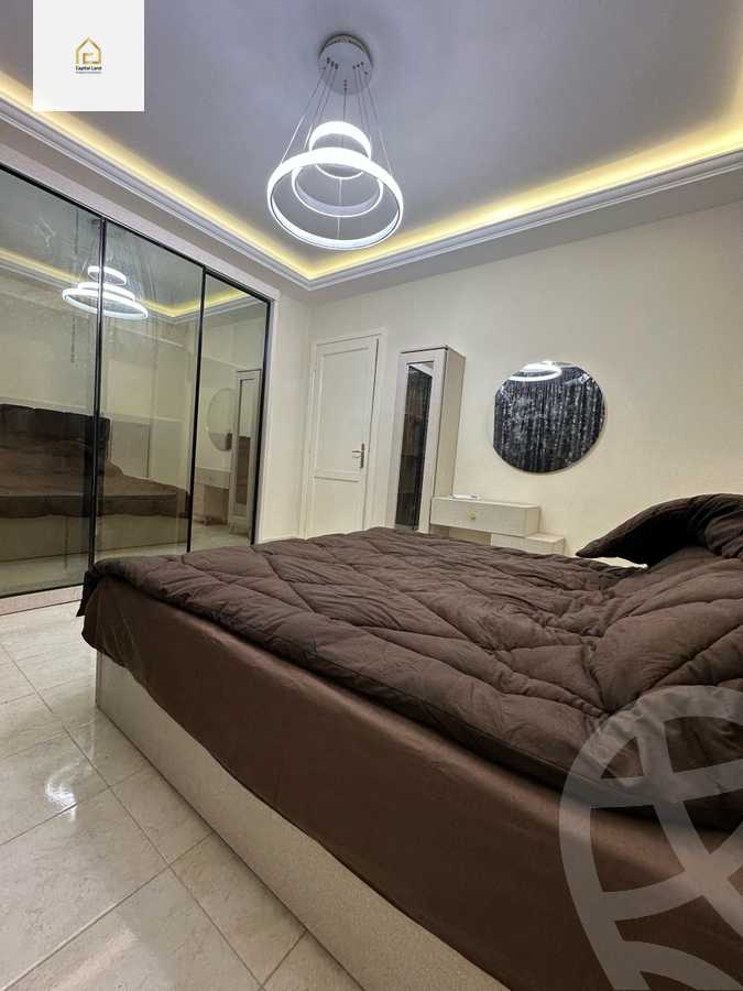 https://aqarmap.com.eg/ar/listing/5931916-for-rent-cairo-new-cairo-lrhb-city-phase-5-ibn-al-nafees-st