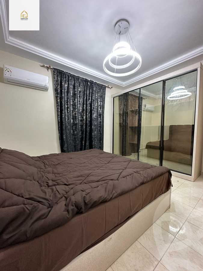 https://aqarmap.com.eg/ar/listing/5931916-for-rent-cairo-new-cairo-lrhb-city-phase-5-ibn-al-nafees-st