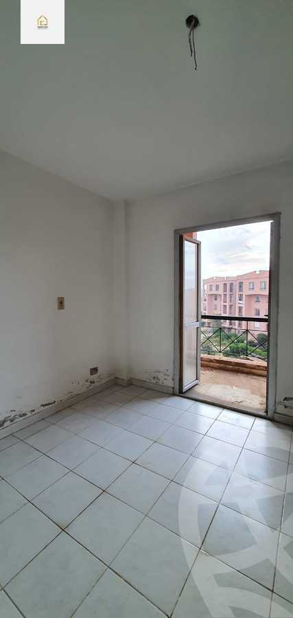 https://aqarmap.com.eg/en/listing/5945227-for-sale-cairo-new-cairo-lrhb-city-phase-2-amr-ibn-el-aas-st