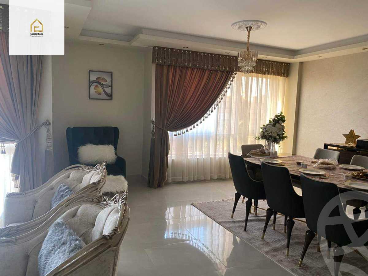 https://aqarmap.com.eg/en/listing/5945432-for-sale-cairo-new-cairo-lrhb-city-phase-4-mohammed-farid-st
