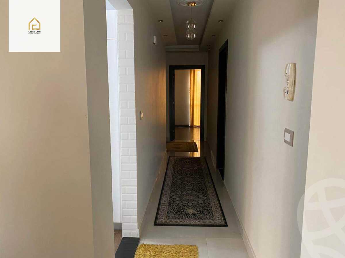 https://aqarmap.com.eg/en/listing/5945432-for-sale-cairo-new-cairo-lrhb-city-phase-4-mohammed-farid-st