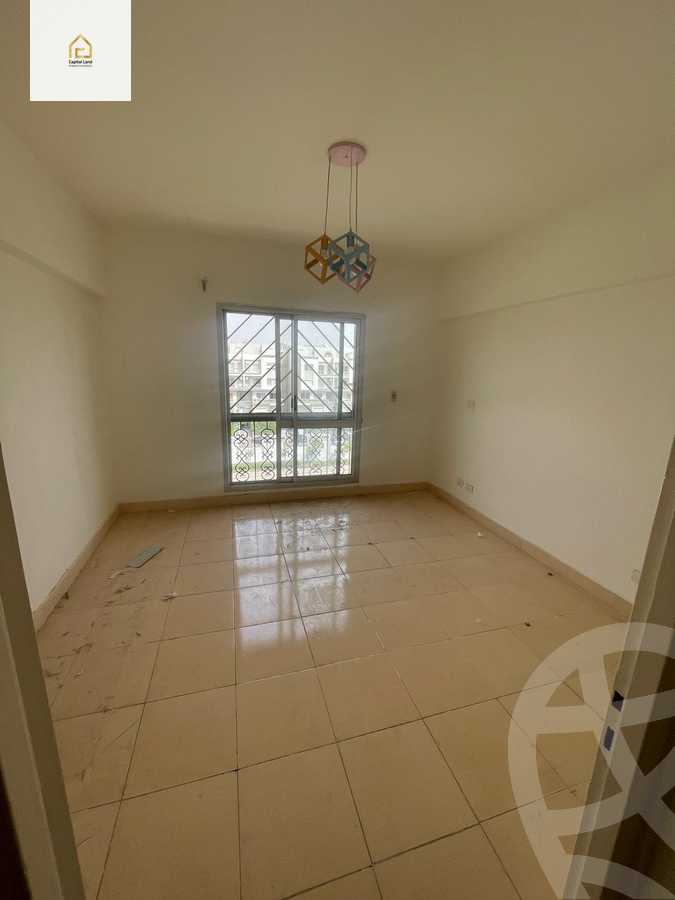 https://aqarmap.com.eg/ar/listing/5948847-for-rent-cairo-new-cairo-lrhb-city-phase-8