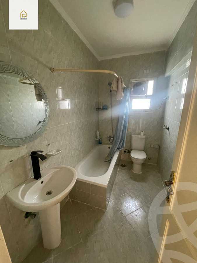 https://aqarmap.com.eg/ar/listing/5948847-for-rent-cairo-new-cairo-lrhb-city-phase-8