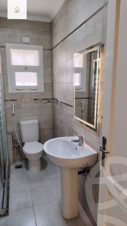https://aqarmap.com.eg/en/listing/5949040-for-sale-cairo-new-cairo-lrhb-city-phase-8