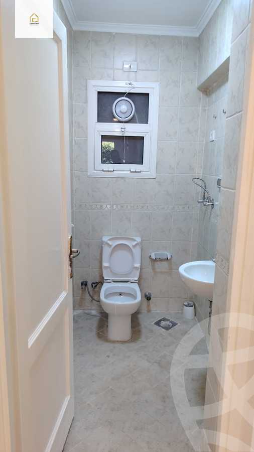 https://aqarmap.com.eg/en/listing/5949040-for-sale-cairo-new-cairo-lrhb-city-phase-8
