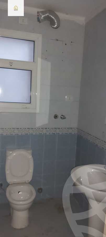 https://aqarmap.com.eg/ar/listing/5949060-for-rent-cairo-new-cairo-lrhb-city-phase-5-talaat-mostafa-st