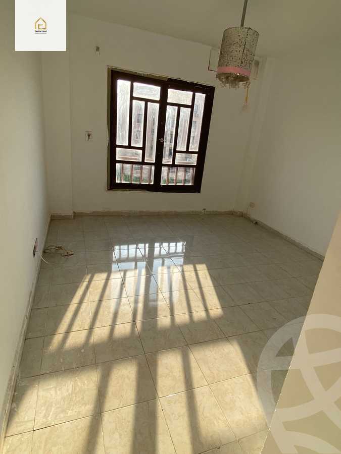 https://aqarmap.com.eg/en/listing/5952385-for-rent-cairo-new-cairo-lrhb-city-phase-5-talaat-mostafa-st