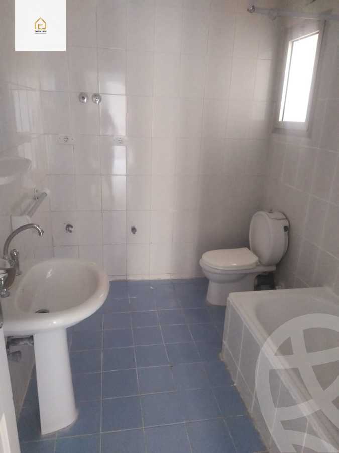 https://aqarmap.com.eg/en/listing/5948706-for-sale-cairo-new-cairo-lrhb-city-phase-1-ahmed-rami-st