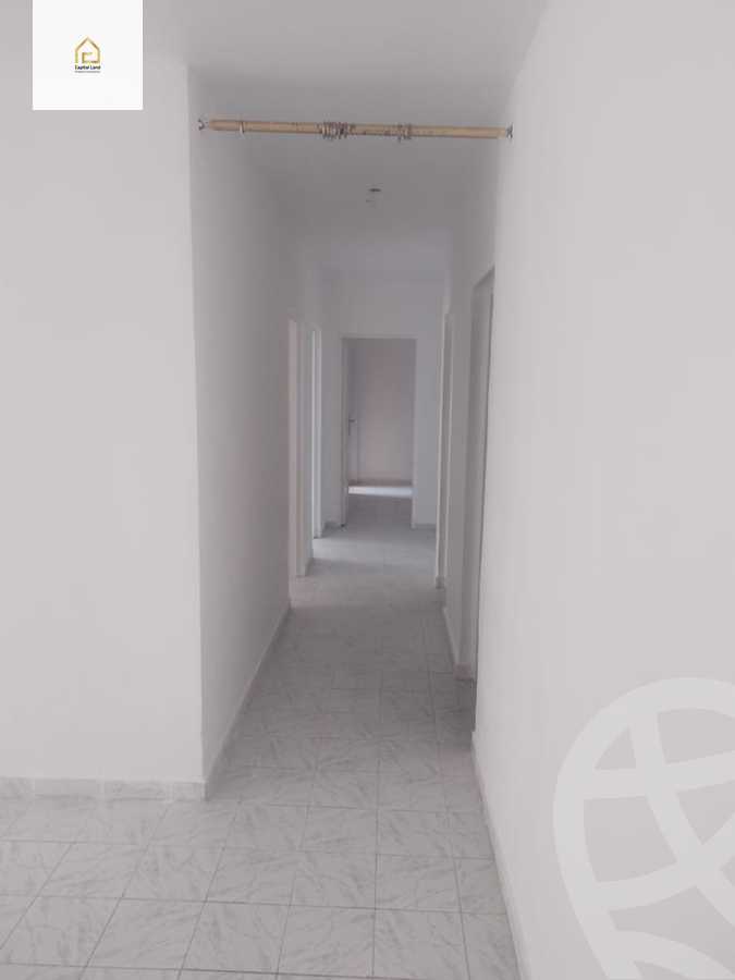 https://aqarmap.com.eg/en/listing/5948706-for-sale-cairo-new-cairo-lrhb-city-phase-1-ahmed-rami-st