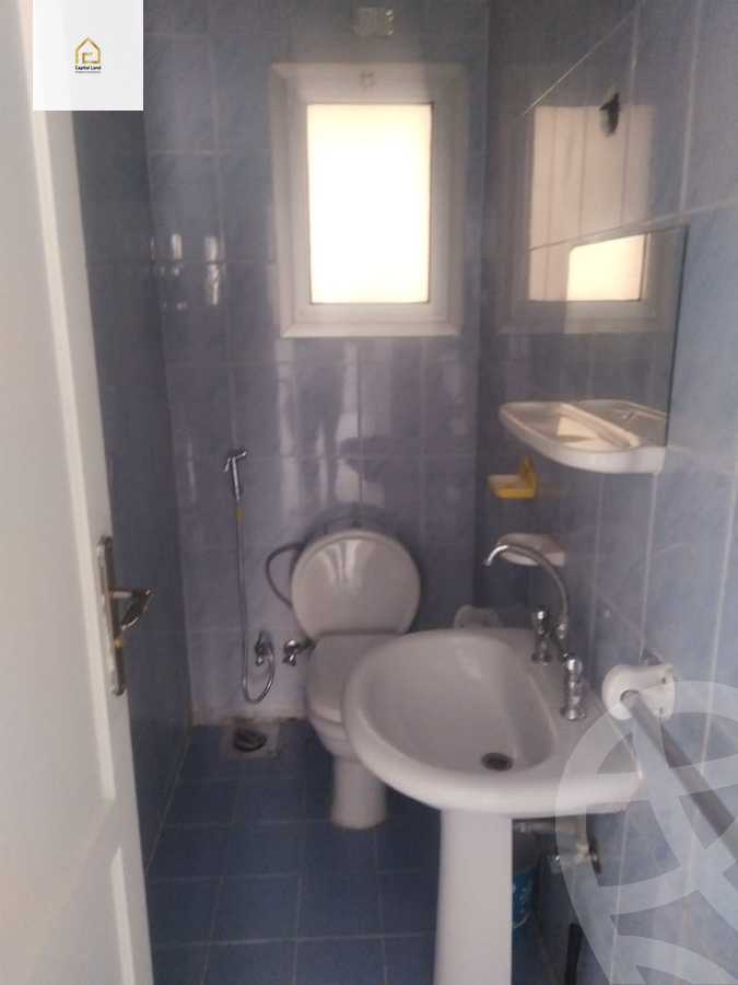 https://aqarmap.com.eg/en/listing/5948706-for-sale-cairo-new-cairo-lrhb-city-phase-1-ahmed-rami-st