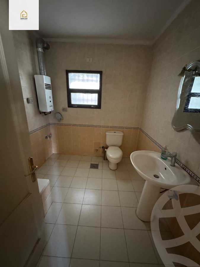 https://aqarmap.com.eg/ar/listing/5953813-for-sale-cairo-new-cairo-lrhb-city-phase-5-talaat-mostafa-st