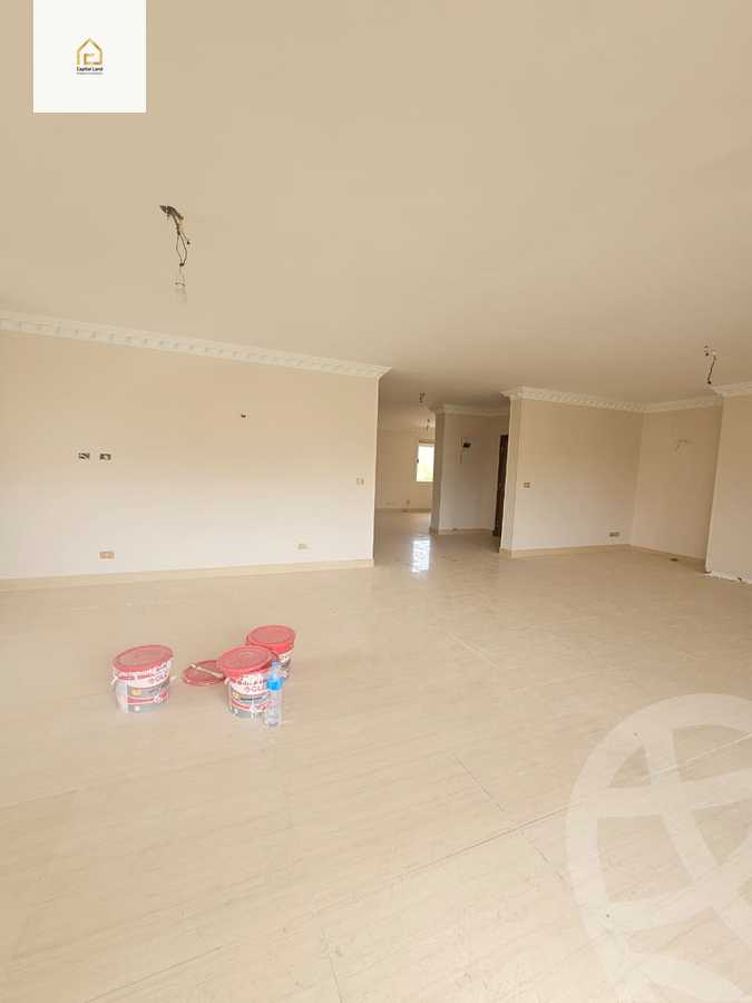 https://aqarmap.com.eg/en/listing/5954001-for-sale-cairo-new-cairo-lrhb-city-phase-4-mohammed-farid-st