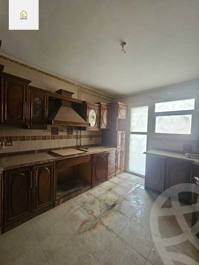 https://aqarmap.com.eg/en/listing/5954001-for-sale-cairo-new-cairo-lrhb-city-phase-4-mohammed-farid-st