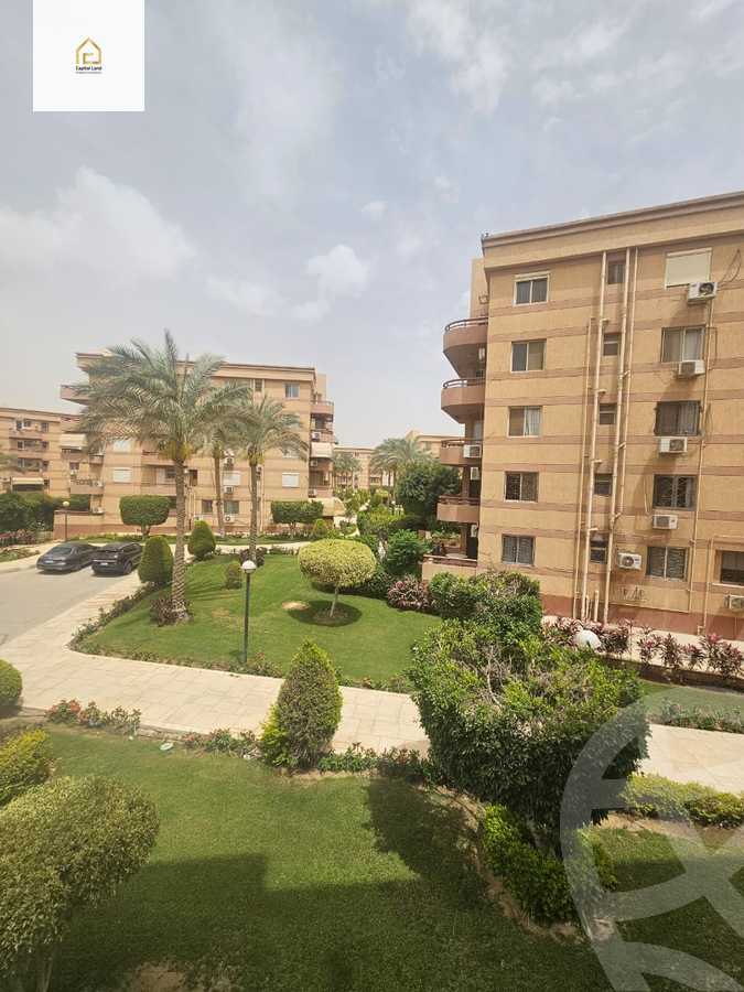 https://aqarmap.com.eg/en/listing/5954001-for-sale-cairo-new-cairo-lrhb-city-phase-4-mohammed-farid-st