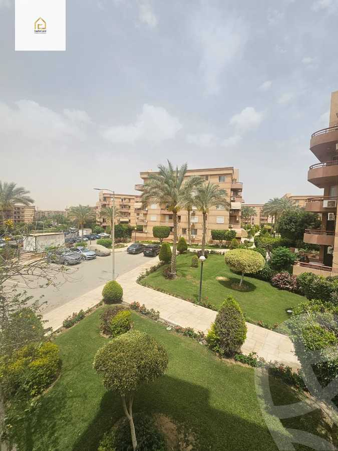 https://aqarmap.com.eg/en/listing/5954001-for-sale-cairo-new-cairo-lrhb-city-phase-4-mohammed-farid-st