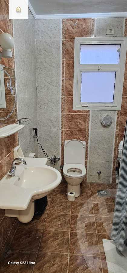 https://aqarmap.com.eg/en/listing/5954044-for-rent-cairo-new-cairo-lrhb-city-phase-4-mostafa-kamel-st