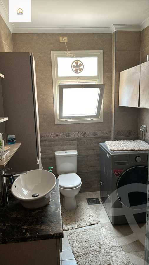 https://aqarmap.com.eg/en/listing/5954884-for-sale-cairo-new-cairo-lrhb-city-phase-4-mohammed-farid-st