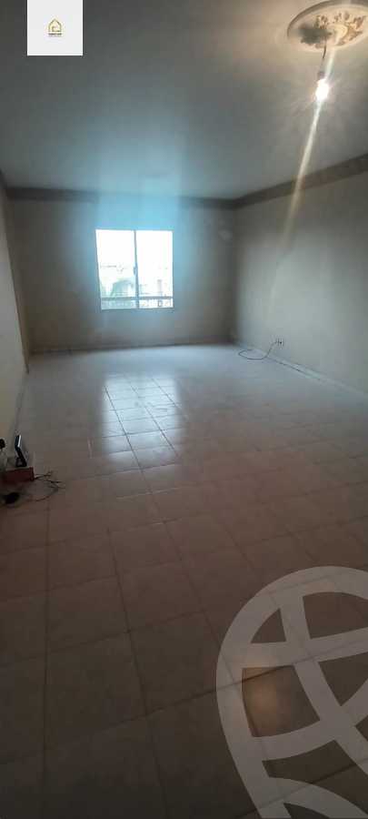 https://aqarmap.com.eg/en/listing/5955107-for-sale-cairo-new-cairo-lrhb-city-phase-2-amr-ibn-el-aas-st