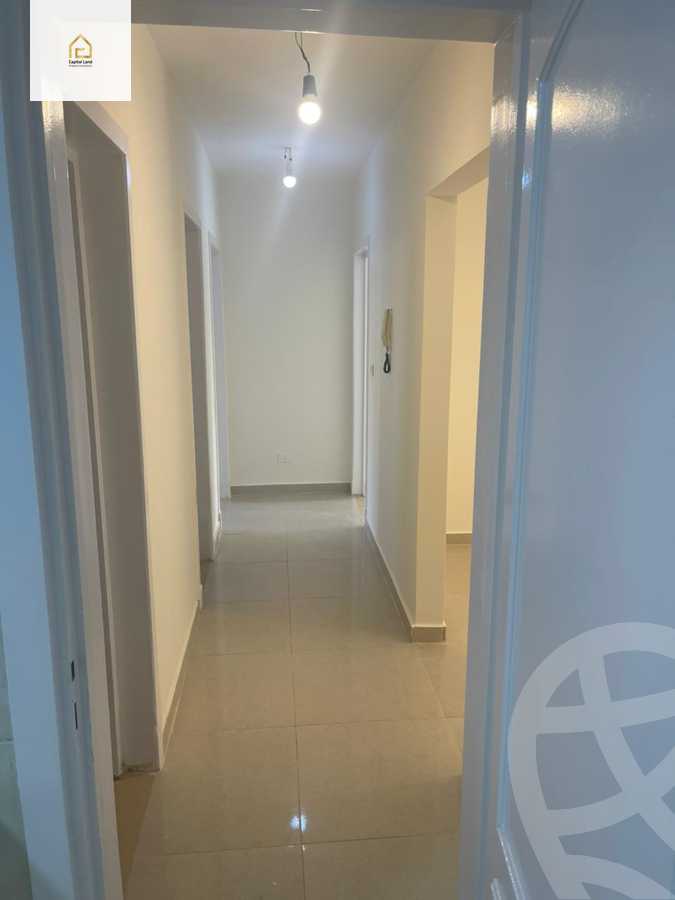 https://aqarmap.com.eg/en/listing/5958278-for-rent-cairo-new-cairo-lrhb-city-phase-4-mohammed-farid-st