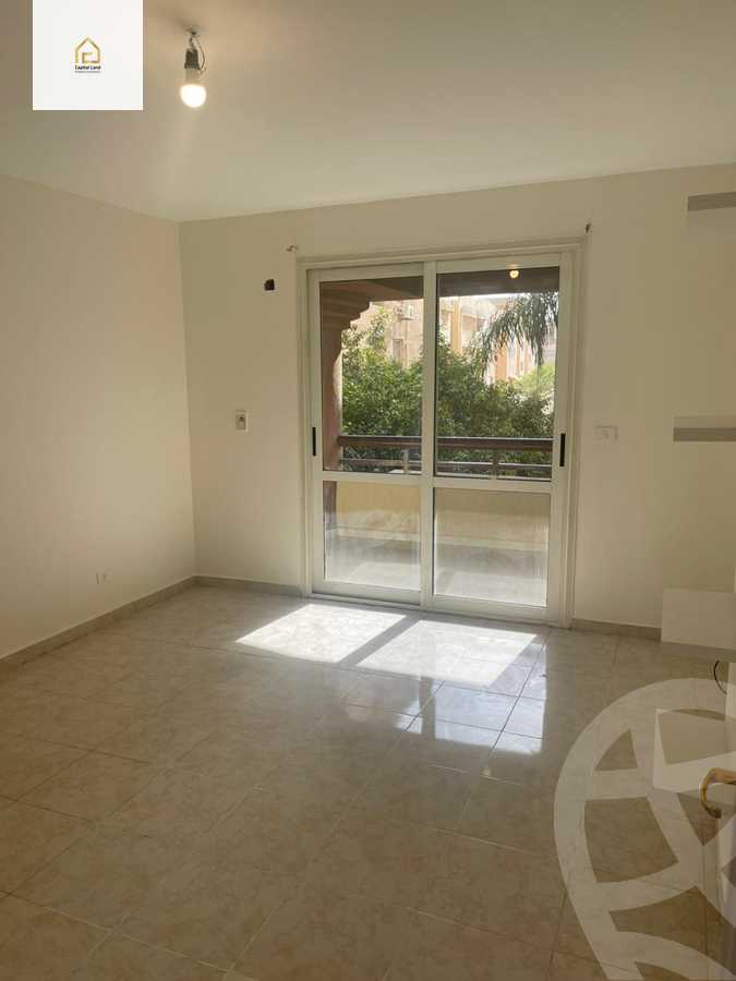 https://aqarmap.com.eg/en/listing/5958278-for-rent-cairo-new-cairo-lrhb-city-phase-4-mohammed-farid-st