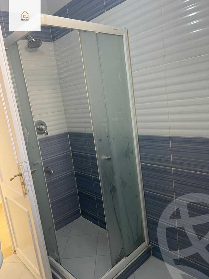 https://aqarmap.com.eg/en/listing/5958278-for-rent-cairo-new-cairo-lrhb-city-phase-4-mohammed-farid-st