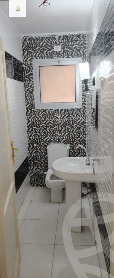 https://aqarmap.com.eg/en/listing/5958482-for-rent-cairo-new-cairo-lrhb-city-phase-1-ahmed-rami-st