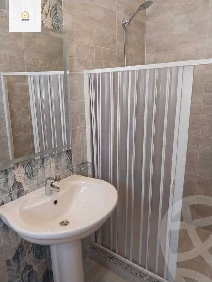 https://aqarmap.com.eg/en/listing/5960386-for-rent-cairo-new-cairo-lrhb-city-phase-1-ahmed-rami-st
