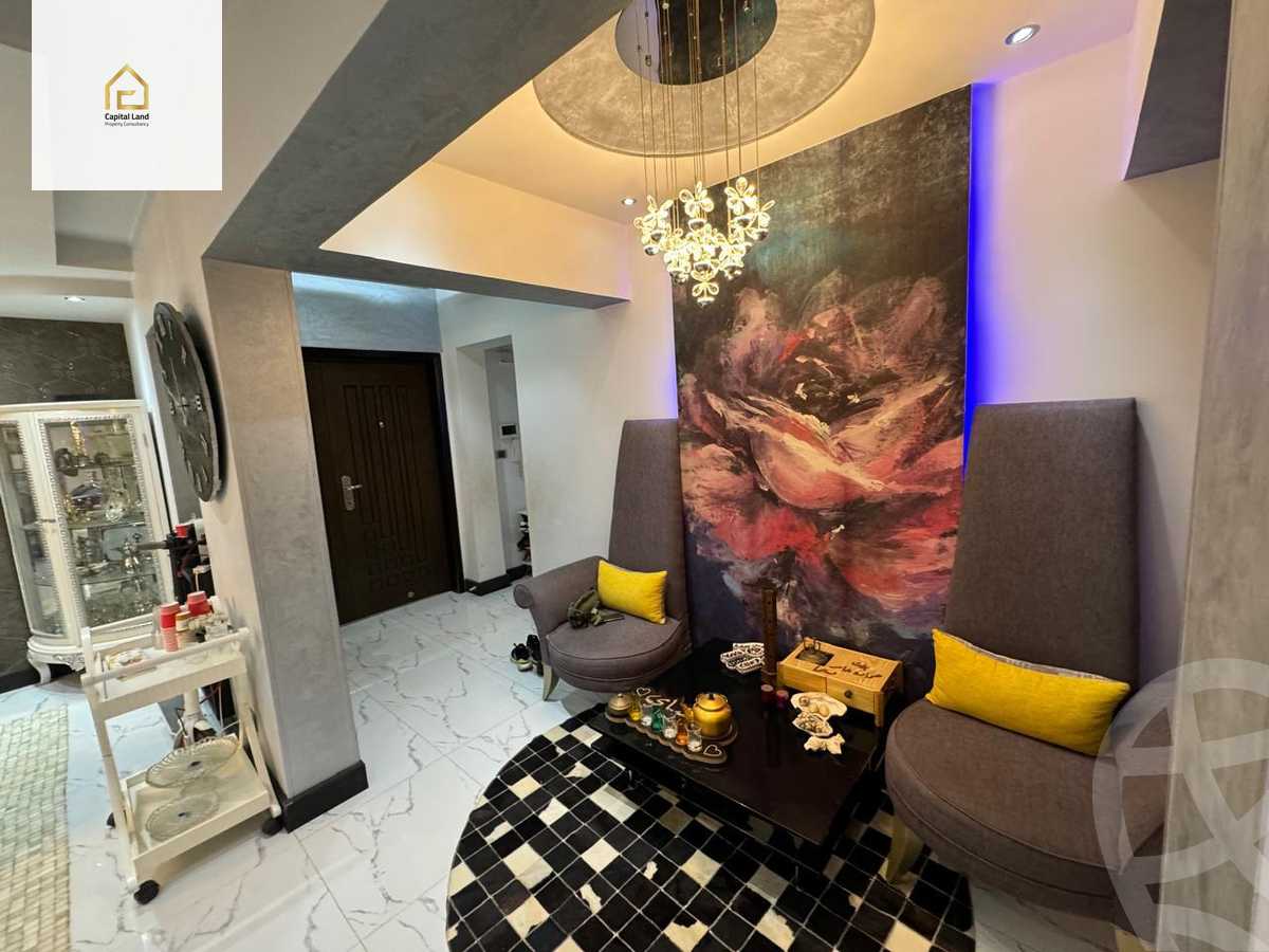 https://aqarmap.com.eg/en/listing/5964387-for-sale-cairo-new-cairo-lrhb-city-phase-8