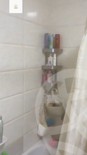 https://aqarmap.com.eg/ar/listing/5971129-for-rent-cairo-new-cairo-lrhb-city-phase-4-mostafa-el-nahaas-st