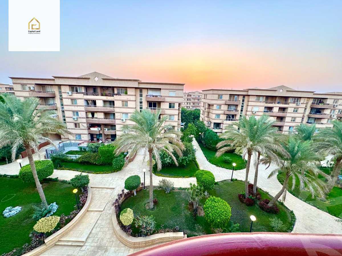 https://aqarmap.com.eg/ar/listing/5971792-for-rent-cairo-new-cairo-lrhb-city-phase-4-mohammed-farid-st