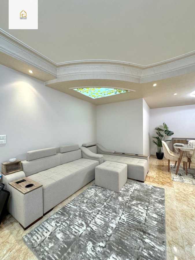 https://aqarmap.com.eg/ar/listing/5971792-for-rent-cairo-new-cairo-lrhb-city-phase-4-mohammed-farid-st