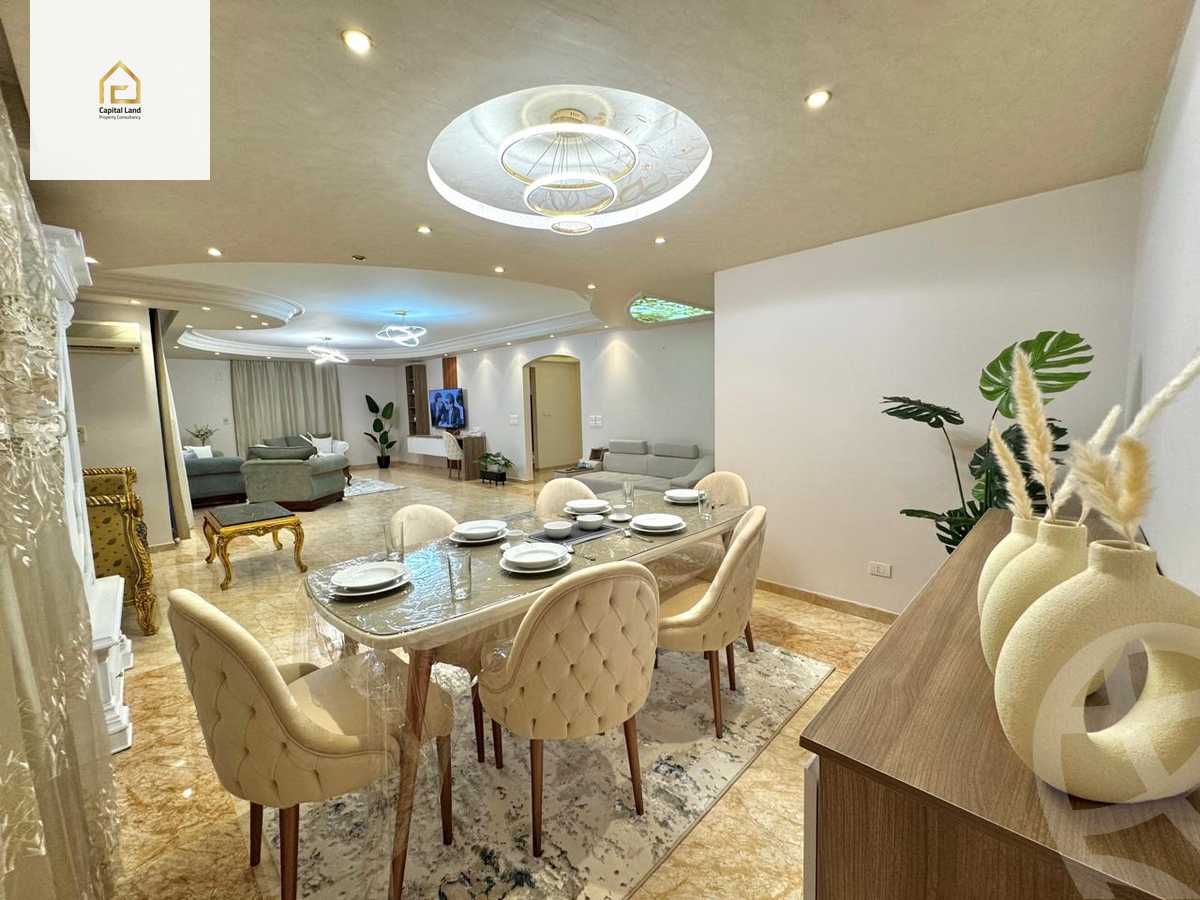 https://aqarmap.com.eg/ar/listing/5971792-for-rent-cairo-new-cairo-lrhb-city-phase-4-mohammed-farid-st