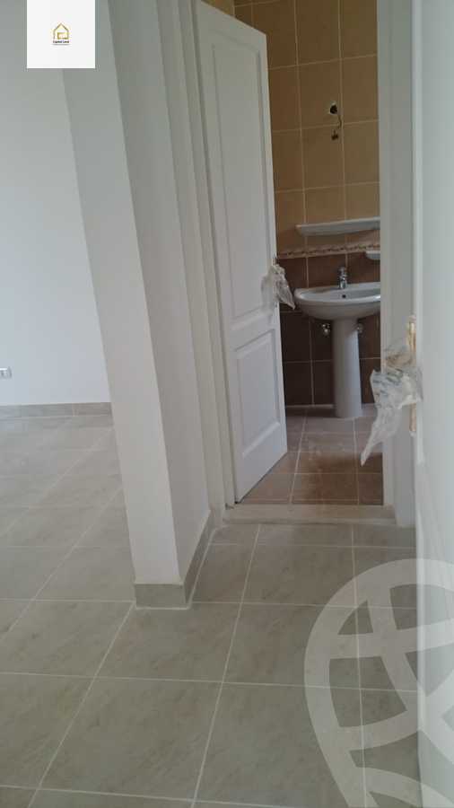https://aqarmap.com.eg/en/listing/5971853-for-sale-cairo-new-cairo-lrhb-city-phase-7