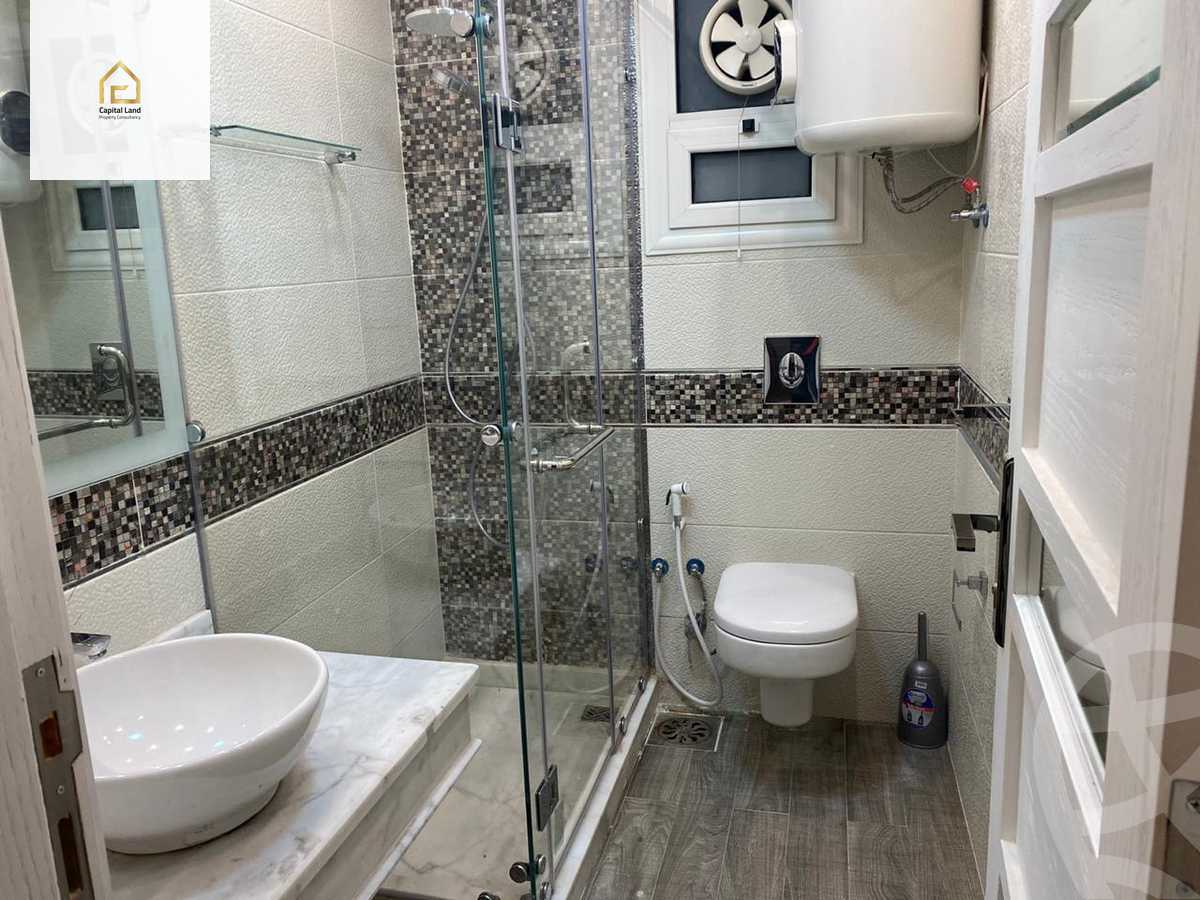 https://aqarmap.com.eg/en/listing/5971896-for-sale-cairo-new-cairo-lrhb-city-phase-2-amr-ibn-el-aas-st