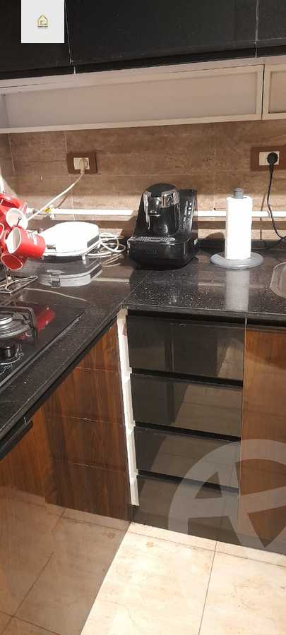 https://aqarmap.com.eg/en/listing/5974031-for-sale-cairo-new-cairo-lrhb-city-phase-8
